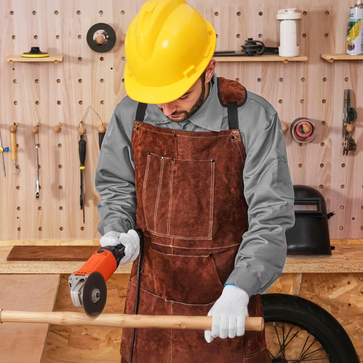 VEVOR Leather Welding Work Apron, Heavy Duty Cowhide Flame Resistant Welding Apron, Heat-Resistant Blacksmith Welder Aprons with 6 Tool Pockets for Woodworking, Gardening, BBQ VEVOR