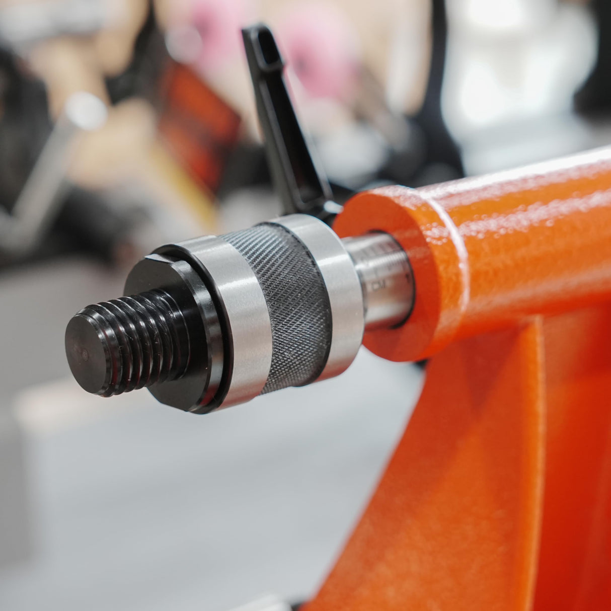 BMWOOD Woodturning Live Tailstock Chuck Adapter to 1" x 8TPI Thread with #2 Morse Taper Mount BMWOOD