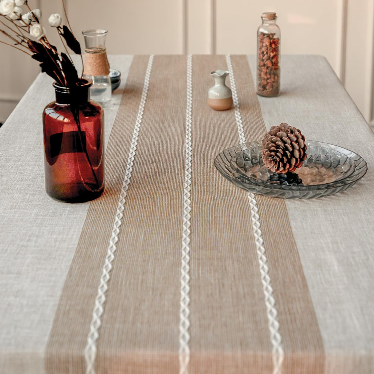 Deep Dream Tablecloths, Waterproof Table Cloth, Linens Wrinkle Free Anti-Fading, Rustic Table Cover Decoration for Kitchen Dinning Christmas (Rectangle/Oblong, 55''x70'',4-6 Seats, Light Coffee) Deep Dream