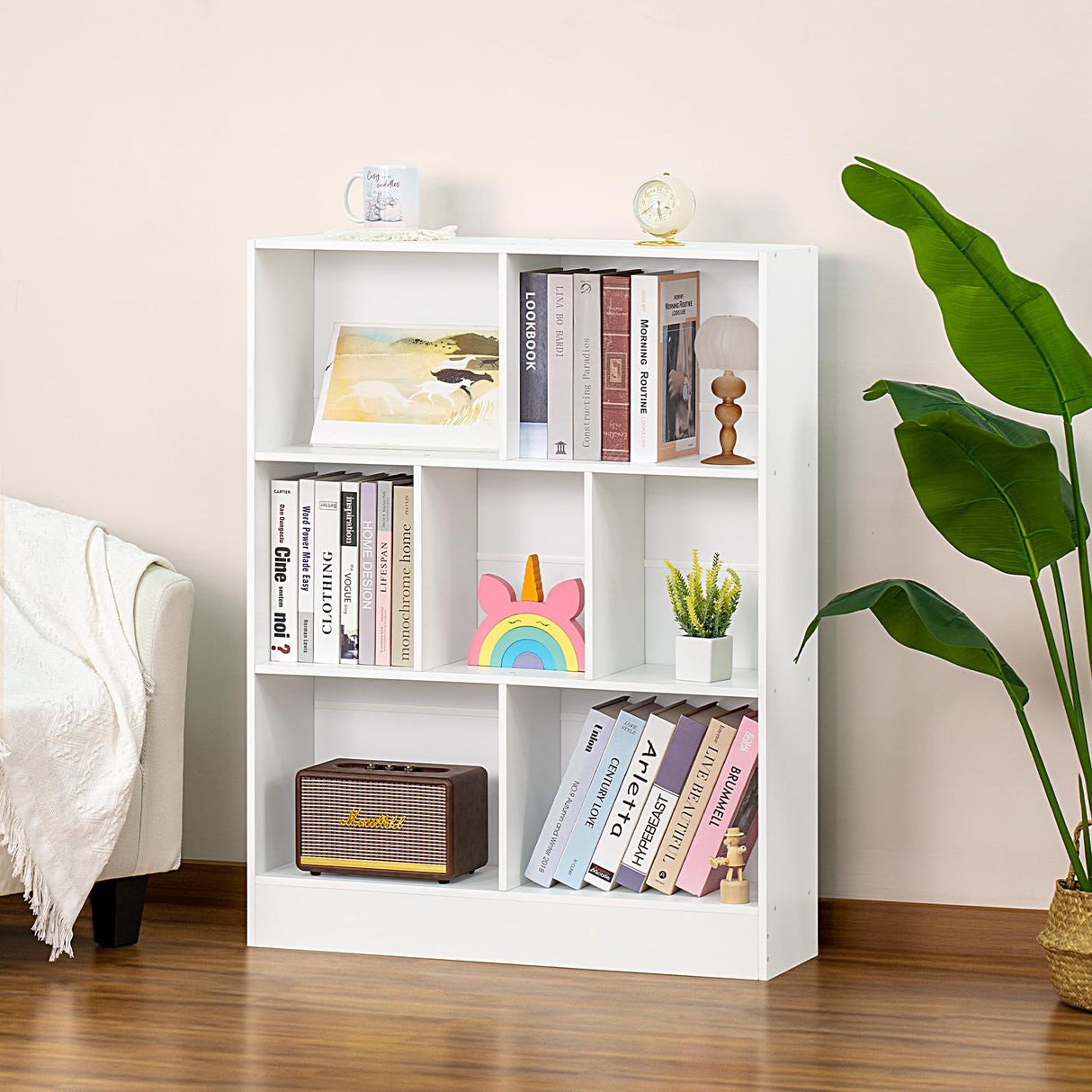 YAHARBO White 7 Cube Bookshelf,3 Tier Modern Horizontal Bookcase,Wooden Low Book Shelf Display Storage Cabinet with Base,Floor Standing Short Bookshelves Open Organizer for Bedroom,Living Room,Office YAHARBO