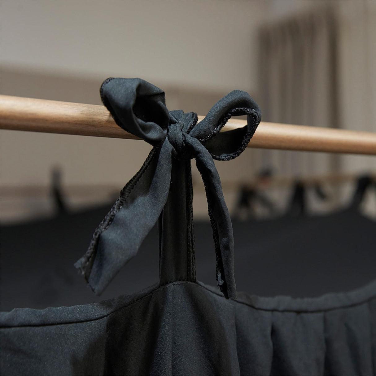 AIOOO 4 Corners Post Princess Curtain Bed Canopy Double Layer Cozy Mosquito Net Mesh and Cloth for Girls Adults Bedroom Decoration (Double-Black/Black, 53" W*78" L*82"*H/(Full)) AIOOO