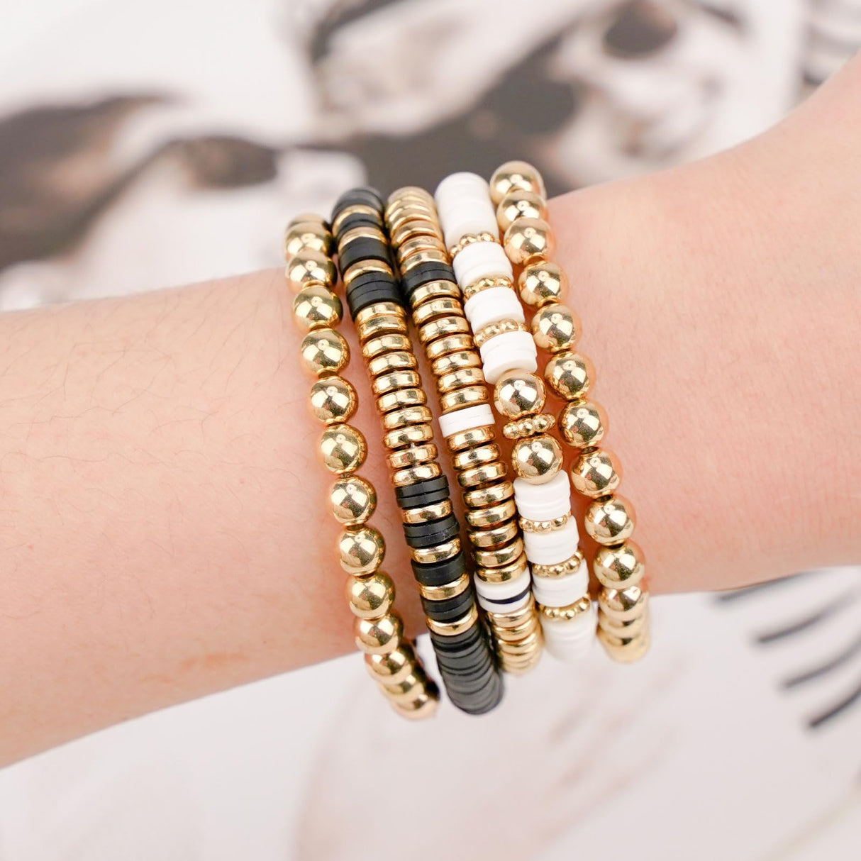 Gionlion Clay Beads Bracelets for Women, Bracelet Making kit Golden Beads for Jewelry Making, Charms Bracelet Kit DIY Arts and Crafts Birthday Gifts Preppy Gionlion