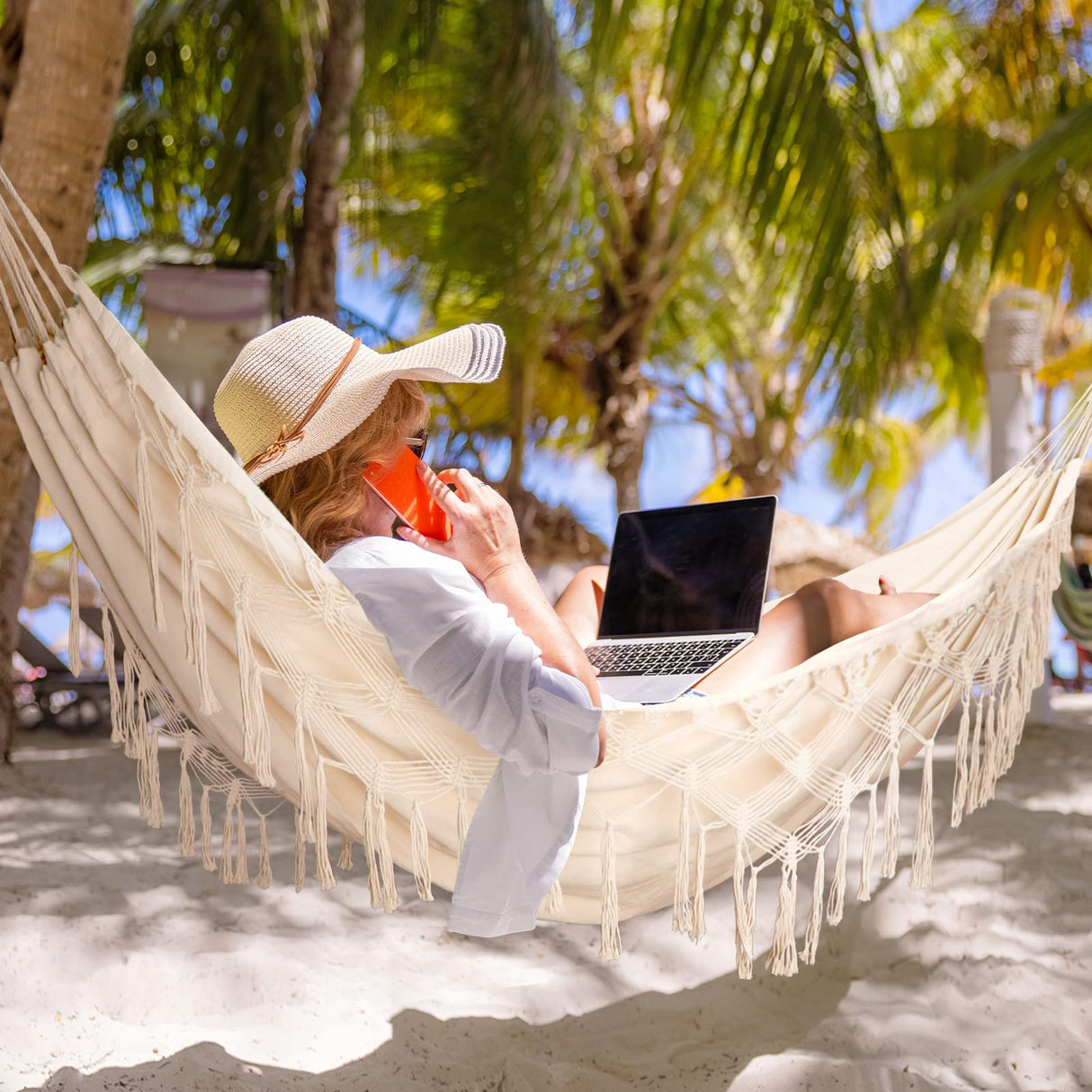 Bellzacasa Double Hammock, Heavy Duty 500 lb Load Capacity Tassels and Fishtail Knitting with Mounting Straps for Outdoor Camping Patio Balcony Beige Bellzacasa