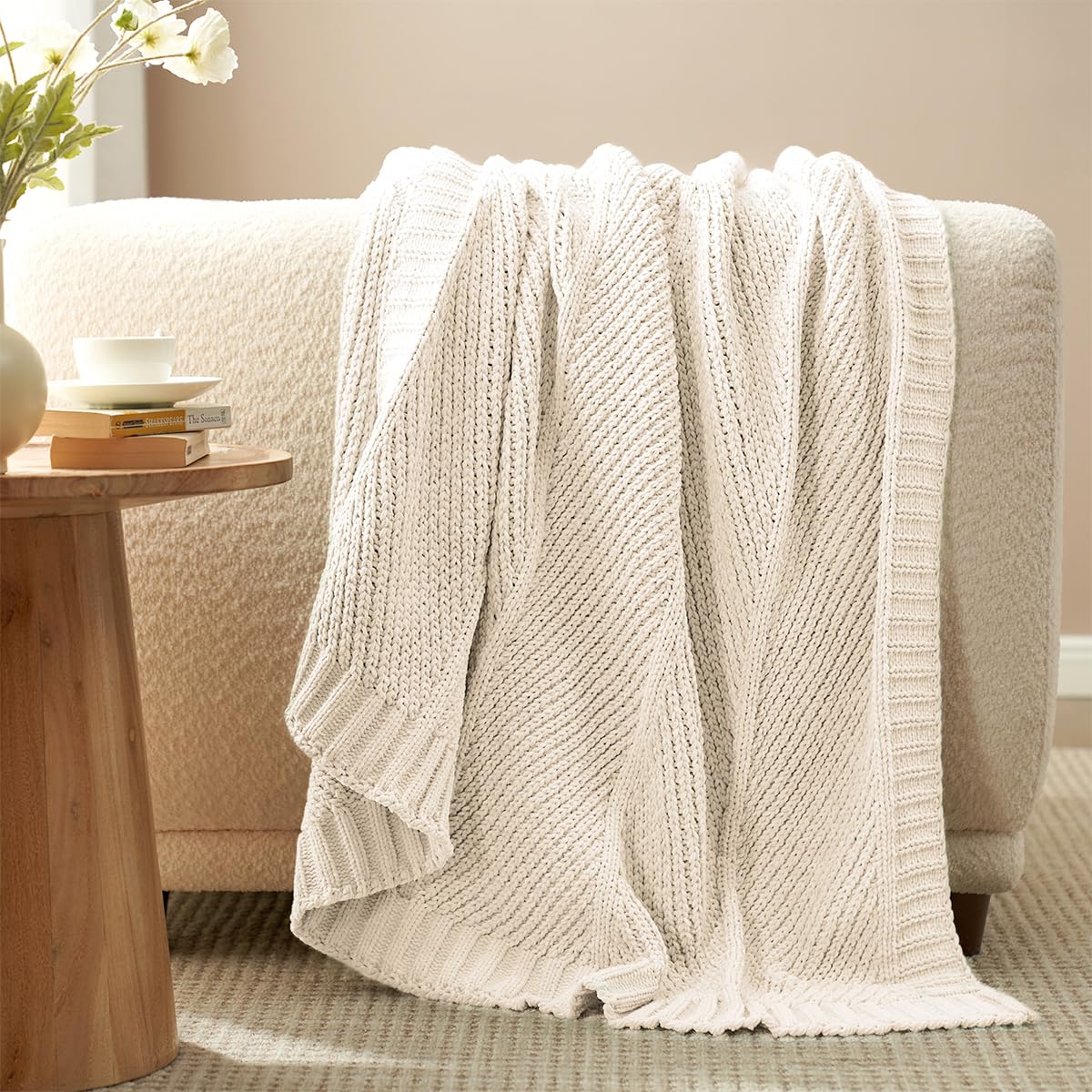 Amélie Home Chevron Chenille Knit Throw Blanket for Couch, Cozy Texture Decorative Soft Blanket for Sofa & Chair, 50"x60", Ivory Amélie Home