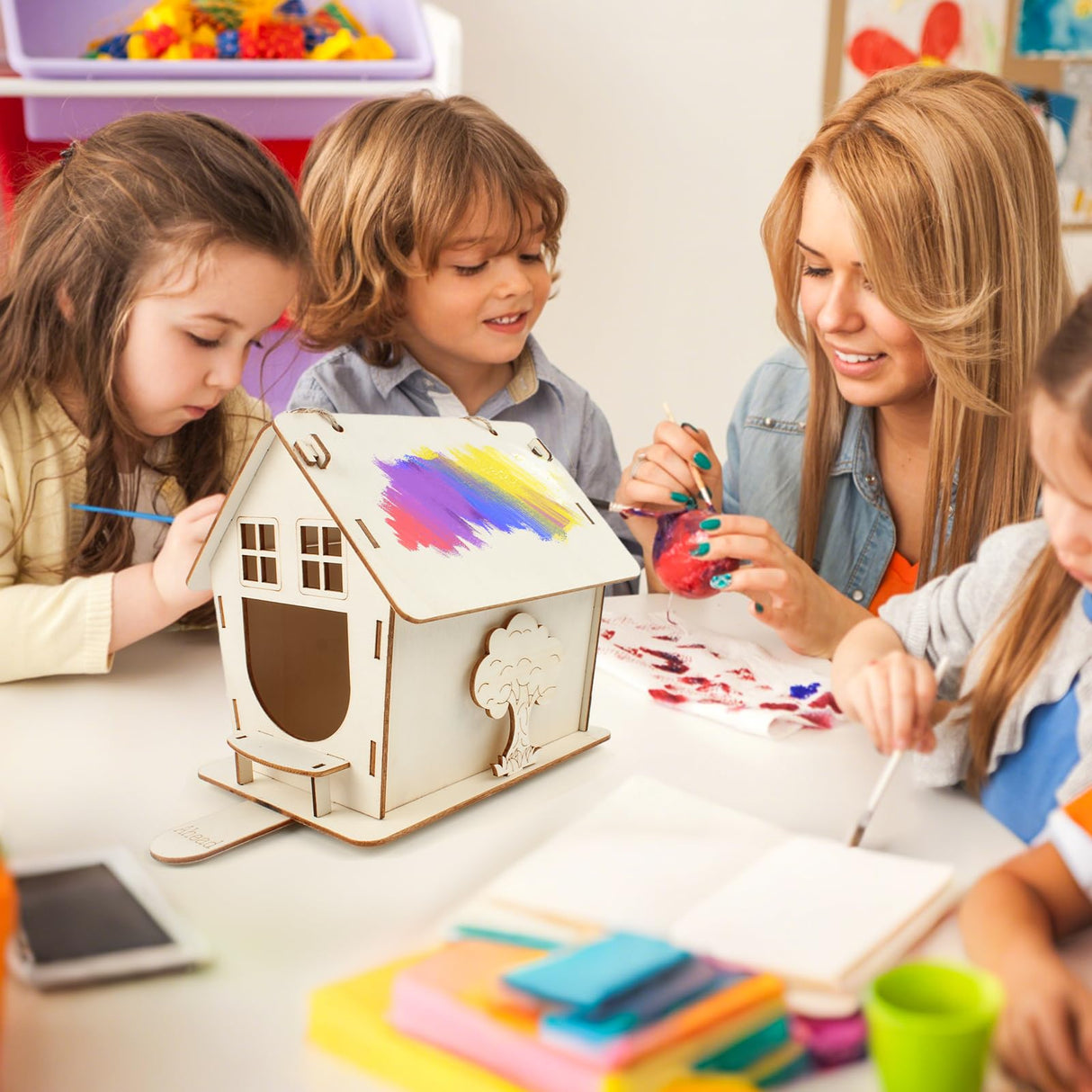 Wooden DIY Bird House Kit for Adults to Build, Outdoor Woodworking Crafts Freestyle, Hanging Birdhouse for Garden Yard Decor Gifts VinBee