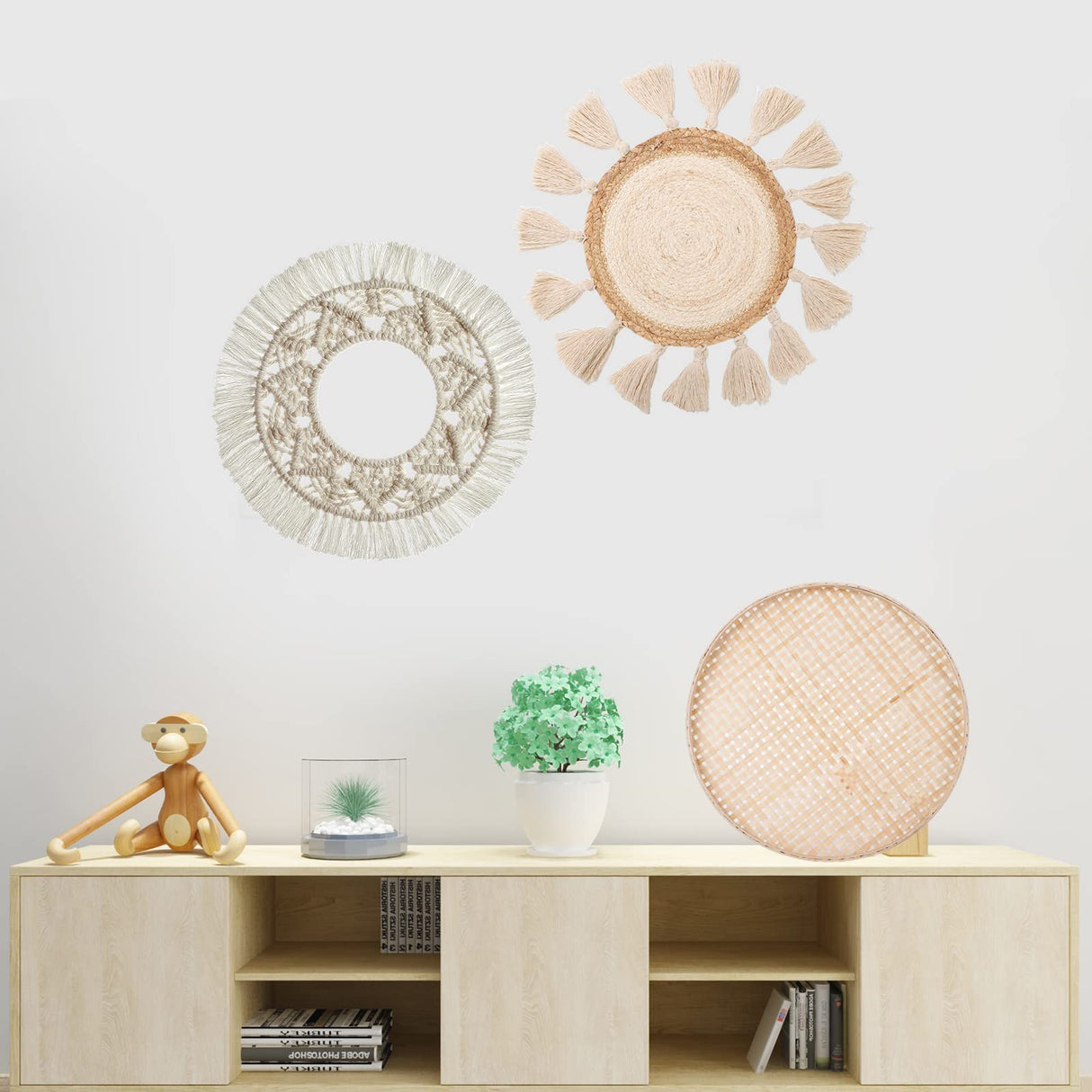 LOCS MICRAI Boho Wall Basket Decor Set of 3 - Flat Woven Basket Wall Hanging Decor,Round Tassels White Macrame Tapestry Wall Decor Art,Handmade Rattan Wicker Seagrass Home Wall Baskets Decor LOCS MICRAI