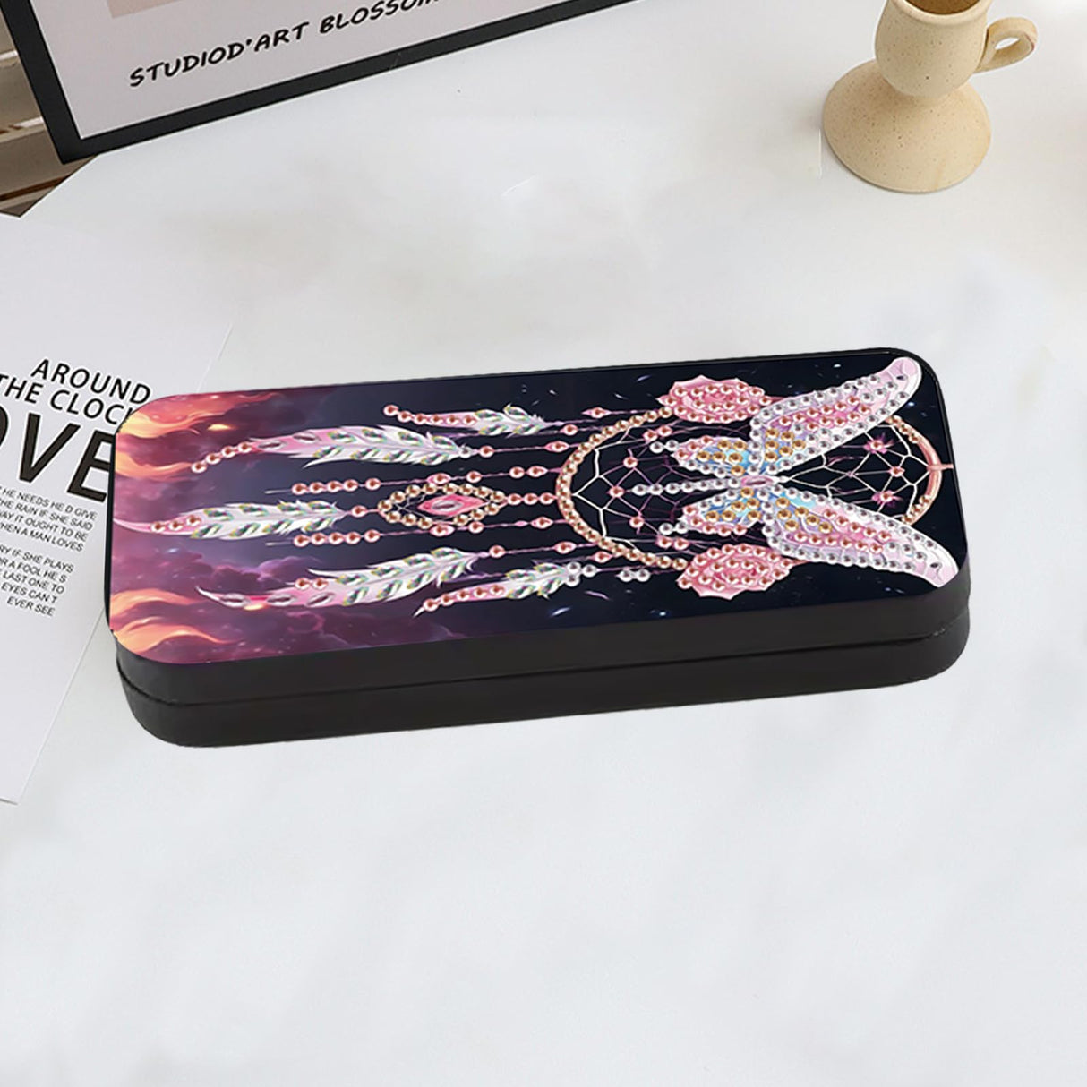 JZHYOAN Diamond Art Eyeglass Case, Butterfly DIY Sunglasses Storage Box, DIY Glasses Ornament 5D Diamond Art Glasses Holder, Suitable for Traveling Indoor Outdoor Multi-Scenes Gift Giving JZHYOAN