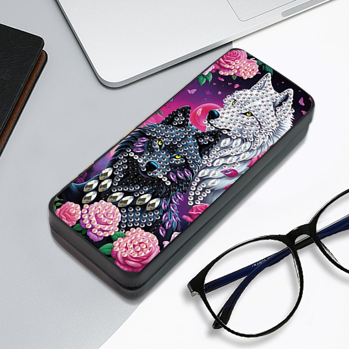 5D DIY Diamond Painting Kit Special Shape Diamond Art Eyeglass Case, Handmade Diamond Art Sunglasses Glasses Storage Box, Partial Mosaic Making Craft for Adults Travel Sunglasses Storage Box Gift Focart