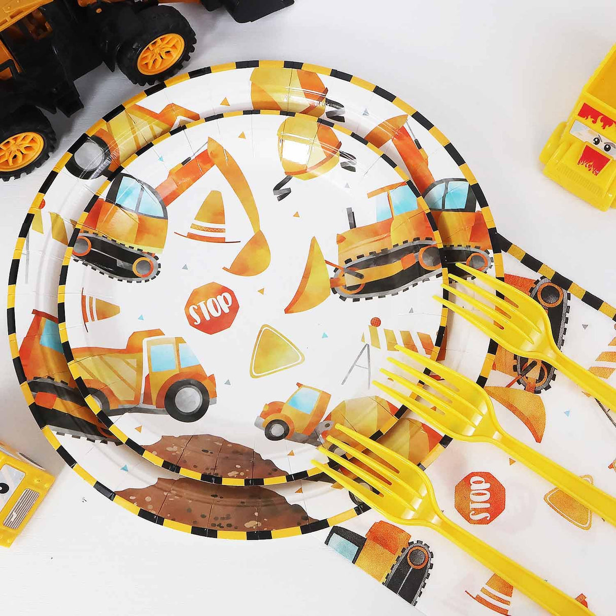Construction Theme Birthday Party Decorations Plates Set 25 Guests,100 Pcs Plates Napkins Forks Boys Kids Construction Excavator Birthday Party Supplies Heboland