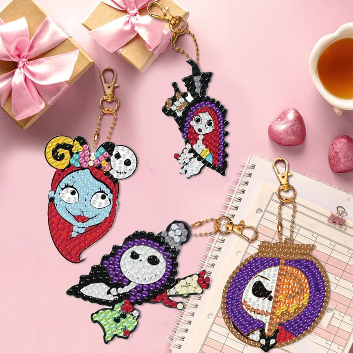 8Pcs Halloween Diamond Art Kits Keychains, DIY 5D Full Drill Special Shape Rhinestone Painting Kit for Beginners Adults, Horror Diamond Dots Art Key Chain Gems Art Craft Amshem