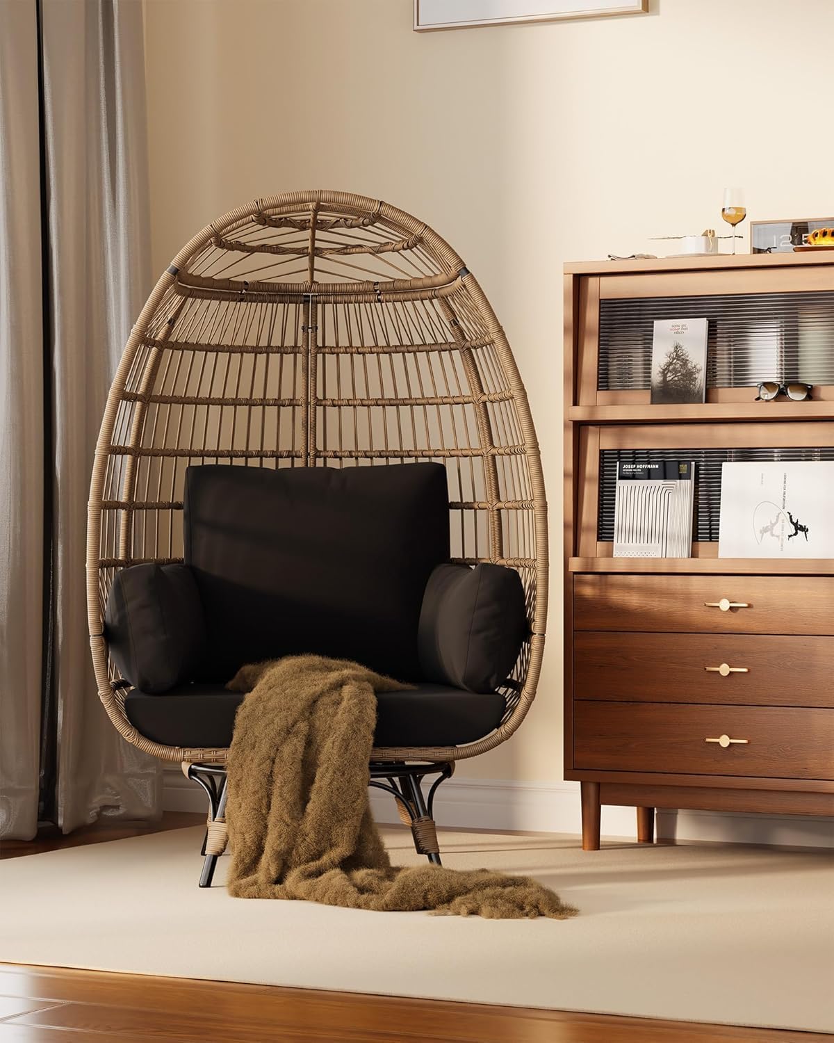 Tioutbot 360° Swivel Egg Chair, Oversized Patio Rotating Basket Chair, Steel Frame and Metal Base, Waterproof, PE Rattan Lounge Chair for Indoor & Outdoor, Porch, Living Room, Backyard, Black Tioutbot