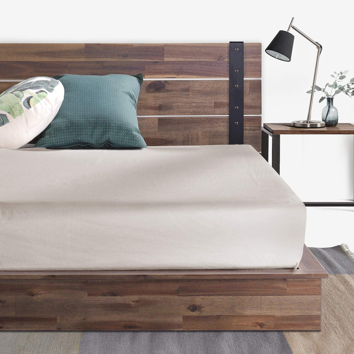 Zinus Brock Solid Acacia Wood and Metal Platform Bed Frame - Easy Assembly, No Box Spring Needed, Queen Zinus