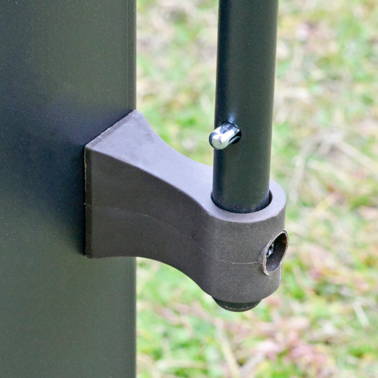 Outsunny 11' x 11' Outdoor Retractable Pergola Canopy, Arched Sun Shade Shelter, Metal Frame Patio Canopy for Backyard, Garden, Porch, Beach, Beige Outsunny