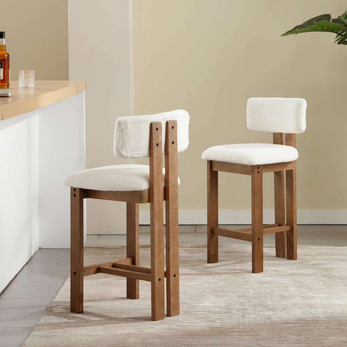 Shunzhi Upholstered Farmhouse Counter Height Bar Stools Set of 4 White Sherpa Barstools with Back/Solid Wood Legs, Modern Bar Chairs for Kitchen Island/Home Bar/Pub, 26 Inch Shunzhi
