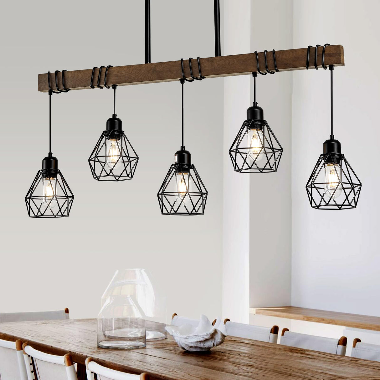 5-Light Kitchen Chandeliers Over Table, Farmhouse Black Dining Room Light Fixture, Linear Rustic Wood Ceiling Pendant Island Light Fixtures with Metal Lampshade, Height Adjustable CmnVmn