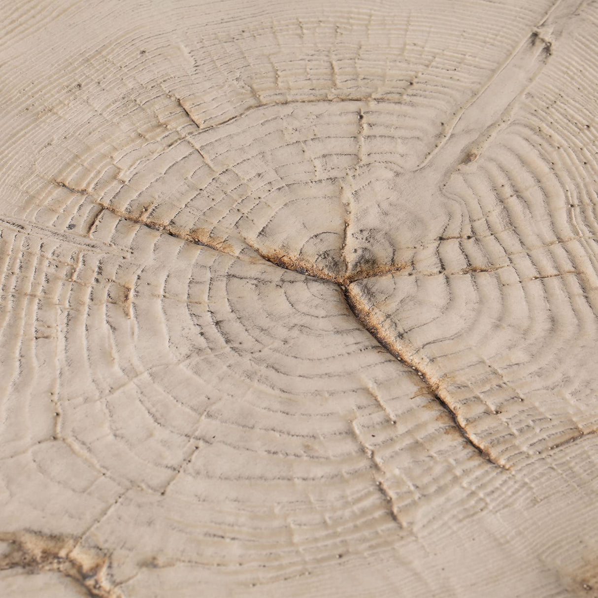 COSIEST Outdoor Antique Beige Side Table Faux Wood, Hand-Painted Wood Stump Stool, Ottomans, Plant Stand, Deck or Garden COSIEST