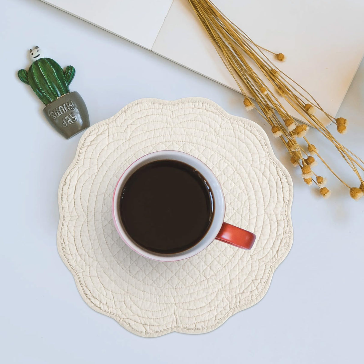 BALAPET Quilted Placemats Set of 6, 100% Cotton 14" Table Mats Farmhouse Style, Reversible Round Tabletop with Scalloped Edges for Kitchen Dinner Party Holidays, Natural, Machine Washable BALAPET