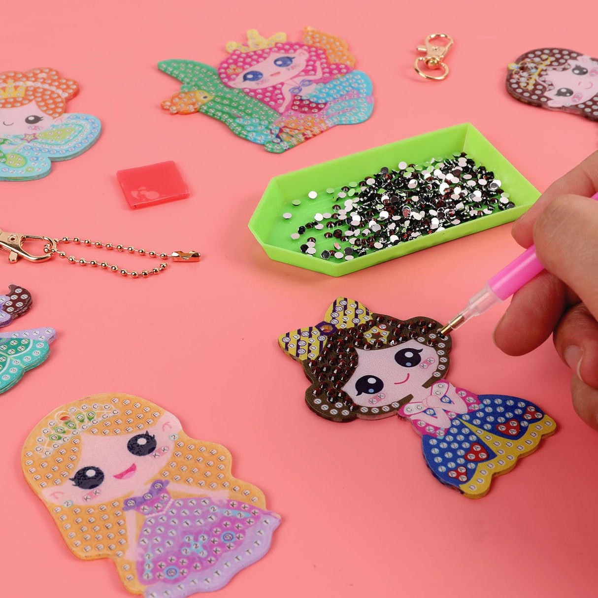 Labeol Arts and Crafts for Kids Ages 8-12 - Creat Your Own GEM Keychains-5D Diamond Art by Numbers GEM Art Kits for Kids Girls Toddler Crafts Age 6-7 6-8 10-12 (Princess) Labeol