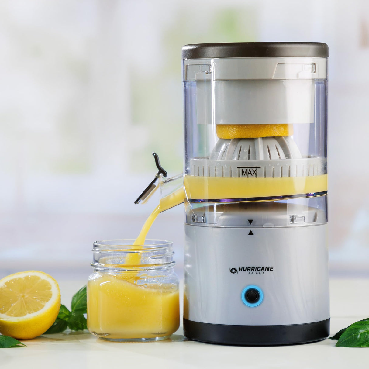 Hurricane Juicer, Powerful Cordless Juice Extractor Machine, Compact Design Fruit Juicer with Dishwasher-Safe Parts, Rechargeable 500 RPM Electric Juicer for Oranges, Berries & More Ontel