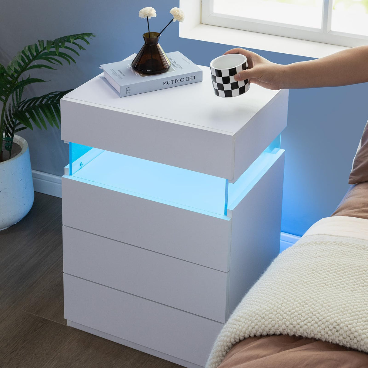 Bingoday Night Stands Set of 2 White LED Nightstand Set 2 with 4 Drawers Modern Bedside Tables for Bedroom, Living Room (White) Bingoday