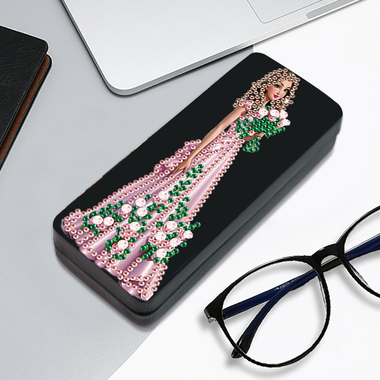 AiYuanzsh 5D Diamond Painting Glasses Case for Adults, DIY Rhinestone Crystal Diamond Art Eyeglass Holder, Handmade Princess Goddess Sunglass Storage Box, Elegant Travel Craft Gift AiYuanzsh