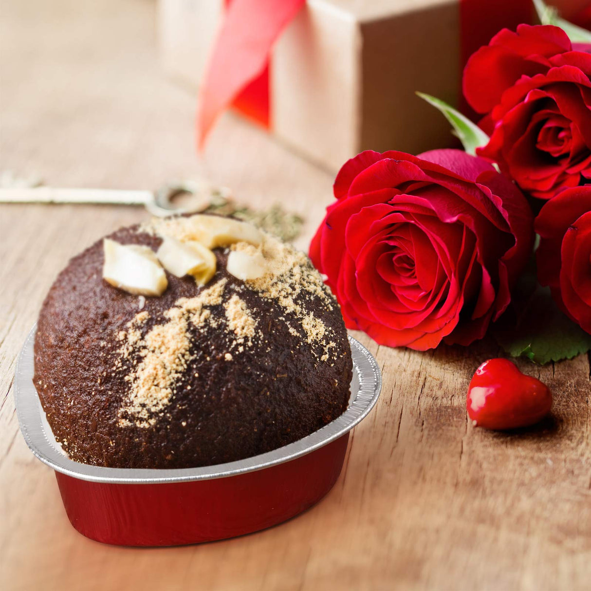 Aluminum Foil Cake Pan Heart Shaped Cupcake Cup with Lids 100 ml/ 3.4 Ounces Disposable Mini Cupcake Cup Flan Baking Cups for Valentine Mother's Day Wedding Xmas Birthday (Red,40 Sets) Patelai