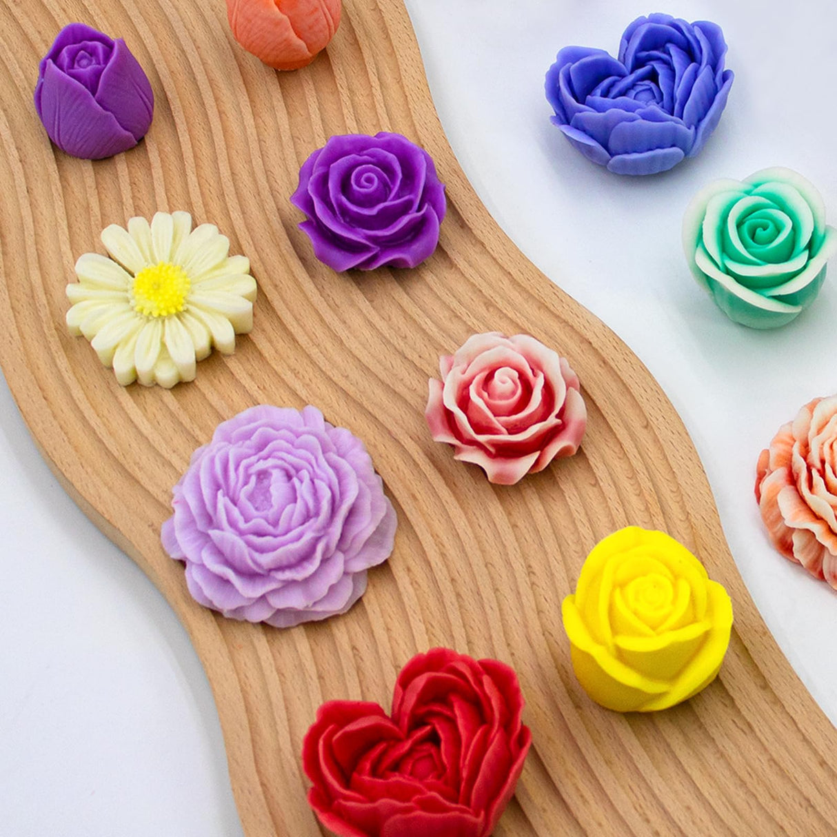 MUXIUNT 6Pcs Rose Flower Candle Resin Mold Silicone Flower Rose Mold for Candle Making Large 3D Heart Rose Tulip Daisy Peony Valentine Mother Day Silicone Candle Mold for Soy Wax Beeswax Resin Craft MUXIUNT