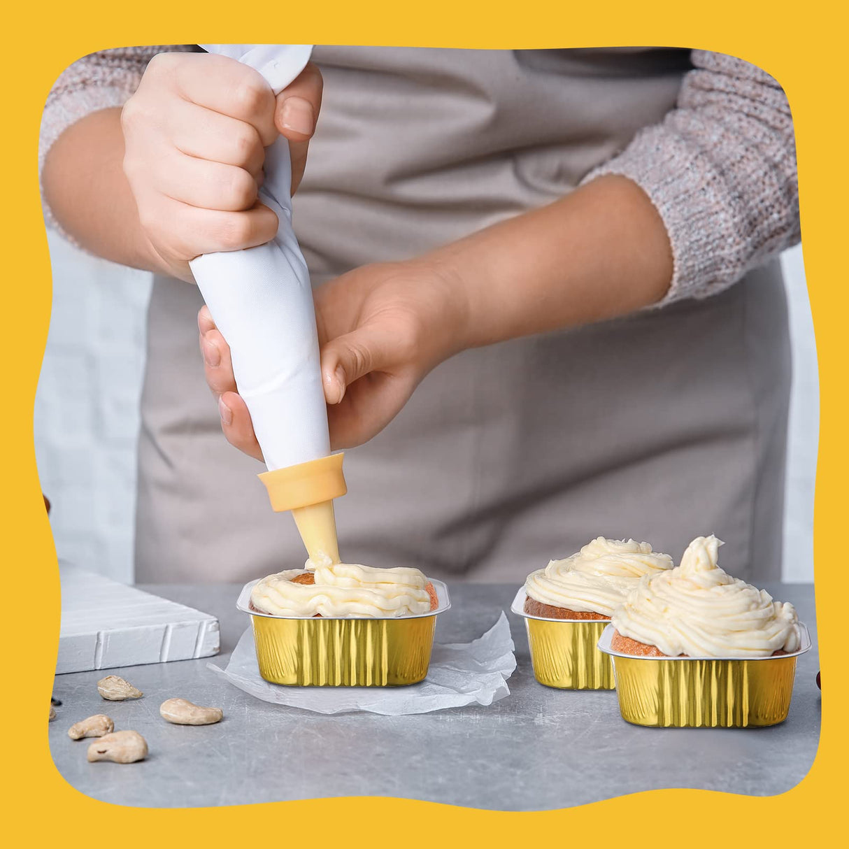 Aoriher 150 Pieces 10 oz Mini Cake Pans with Lids Aluminum Foil Baking Cups Square Disposable Cupcake Cups Baking Tins for Kitchen Brownie Pudding Desserts Muffin Ramekins Holders(Gold) Aoriher