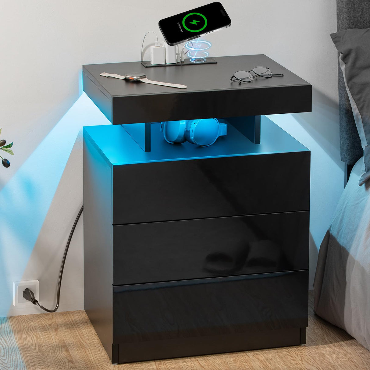 HOMMPA LED Nightstand with Wireless Charging Station & USB Ports, 3 Drawer Night Stand with LED Light RGB Adjustable Brightness, Smart Nightstand High Gloss Bedside Table for Bedroom Black HOMMPA