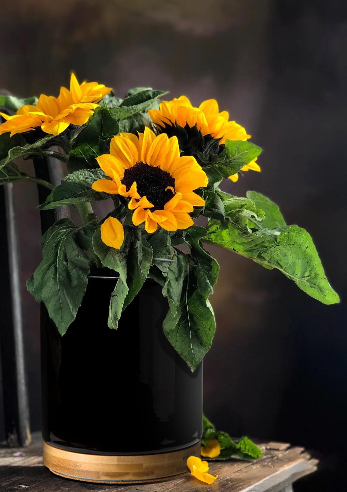 Nucookery 360° Rotating Utensil Holder, 7.2" Large Utensil Crock, White Ceramic Cooking Utensil Organizer with Countertop-Protection Cork Bottom for Farmhouse Kitchen Decor Gift (Black) Nucookery