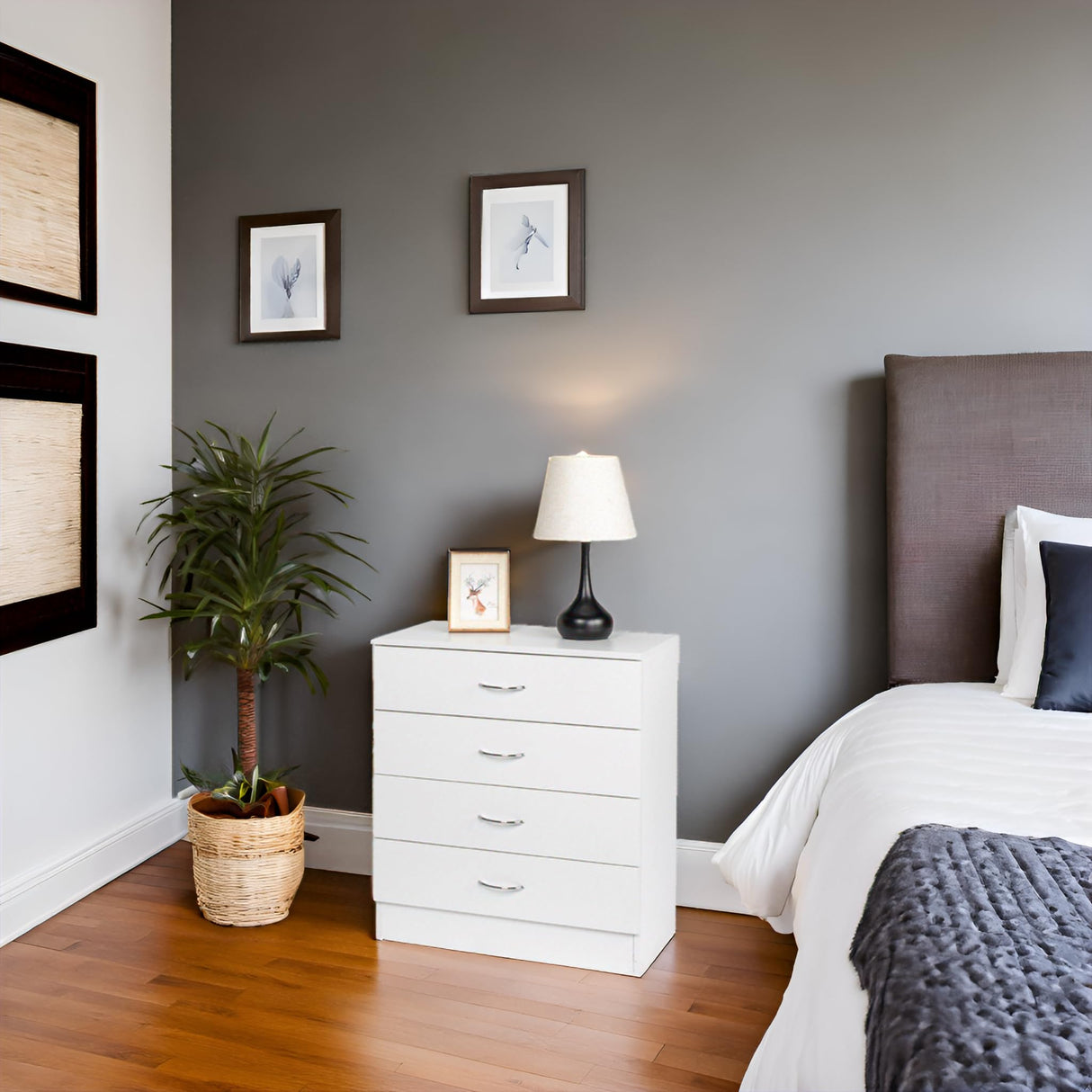 Karl home 4 Drawer Dresser for Bedroom, Small Chests of Drawers Modern Nightstand, White Dresser Chest with 4 Storage Drawers, Dressers for Nursery, Hallway, Living Room, Closet Karl home