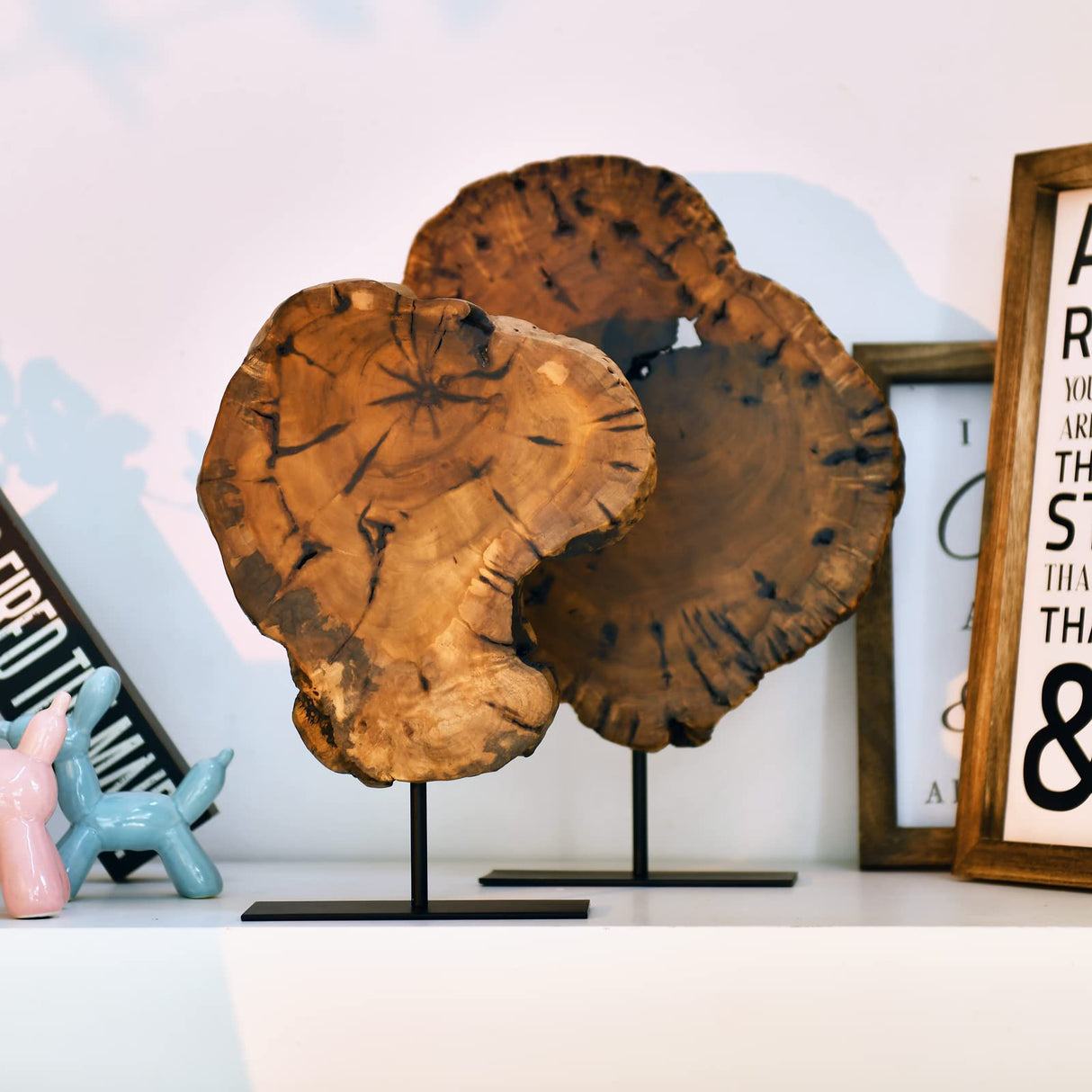 WELLAND Irregular Date Tree Sculpture, Wood Tabletop Sculpture Collectible Decoration for Home Office Decor, Approximate Size Over 7.87 x 7.87 x 1.57 Inches WELLAND