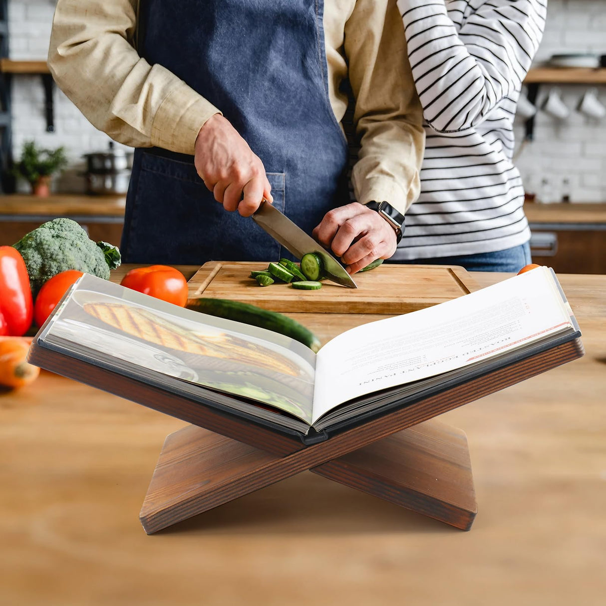 Wood Book Stand for Reading - Book Display Stand, Cook Book Stand, Textbook Stand, Recipe Book Holder Stand, Open Book Holder (Black) (Redwood) Onzsiefa