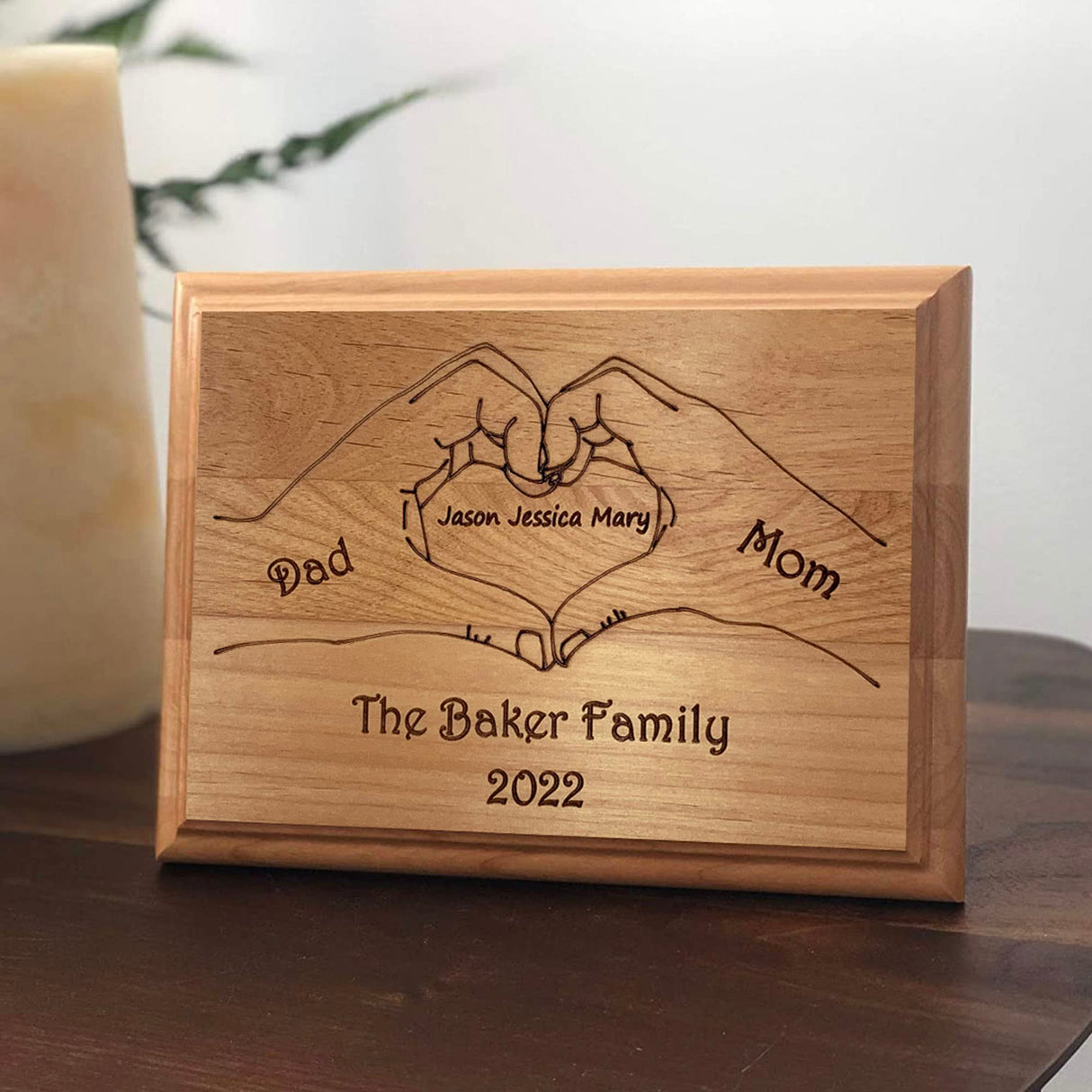 CHEERZEER CUSTOMIZE Family Wood Plaque With Heart - Custom Wood Gift for Christmas Family Mom Grandma, Christmas Wall Sign CHEERZEER CUSTOMIZE