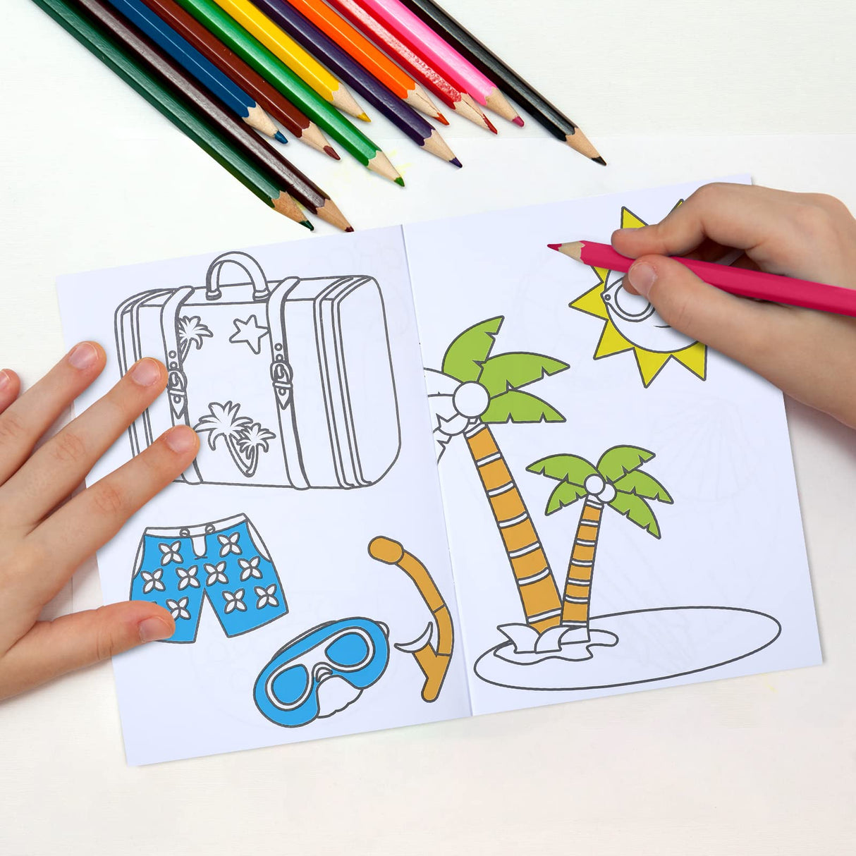 Faccito 24 Pcs Summer Beach Coloring Books Mini DIY Art Drawing Book Bulk Including Pineapple Coconut Flamingo Beach Pool Fun and Relaxing Patterns for Birthday Activity Faccito