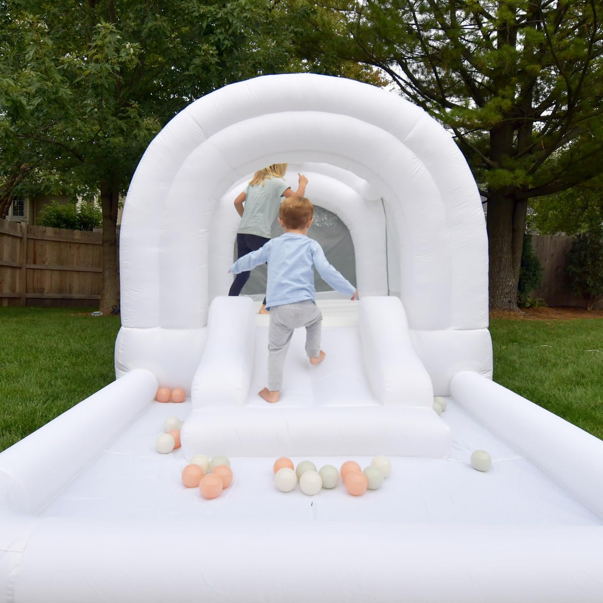 Bounceland Daydreamer Cloud Bounce House w/Ball Pit, Neutral Bouncer with Slide, 11.8 ft L x 6.9 ft W x 5.9 ft H, UL Blower Included, Basketball Hoop, 30 Pastel Plastic Balls, Trendy Bouncer for Kids Bounceland