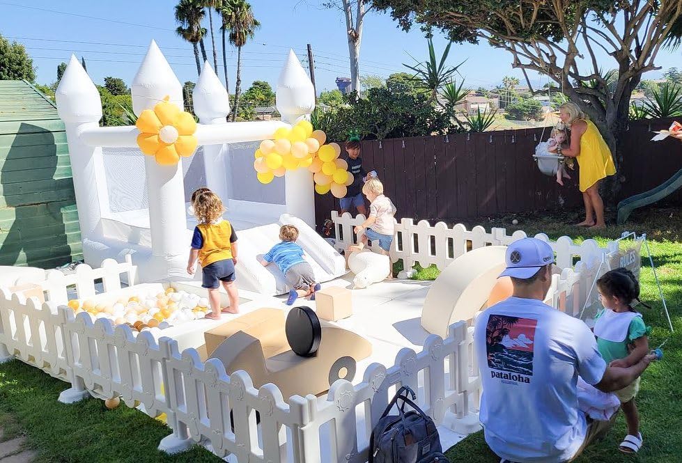 iLink-outer White Bounce House Without Blower Indoor Outdoor Bouncy Castle for Kids 2-8 Oxford Toddler Bounce House with Slide Balloon & Blower,103 x 71 x 90 inch,Kid Birthday Party Gifts (NO Blower) iLink-outer