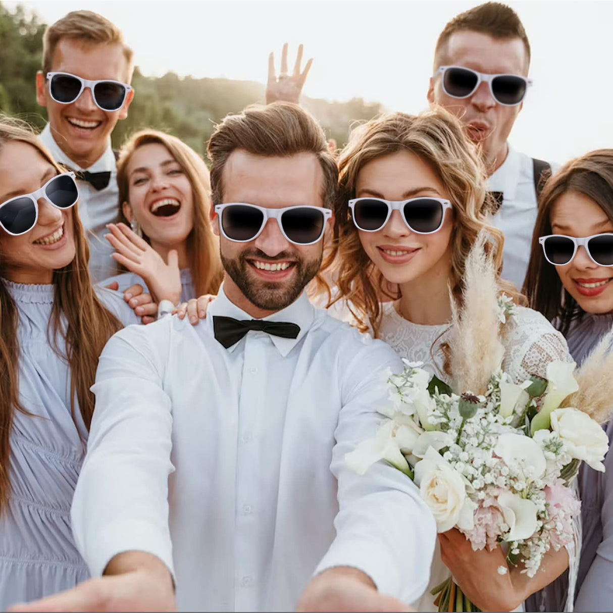 Oleitodh 60 Pack Adult White Sunglasses for Men Women in Bulk Plastic Vintage Retro Style Sunglasses 70s 80s Classic Shades Eyewear Party Prop Favors Supplies Oleitodh