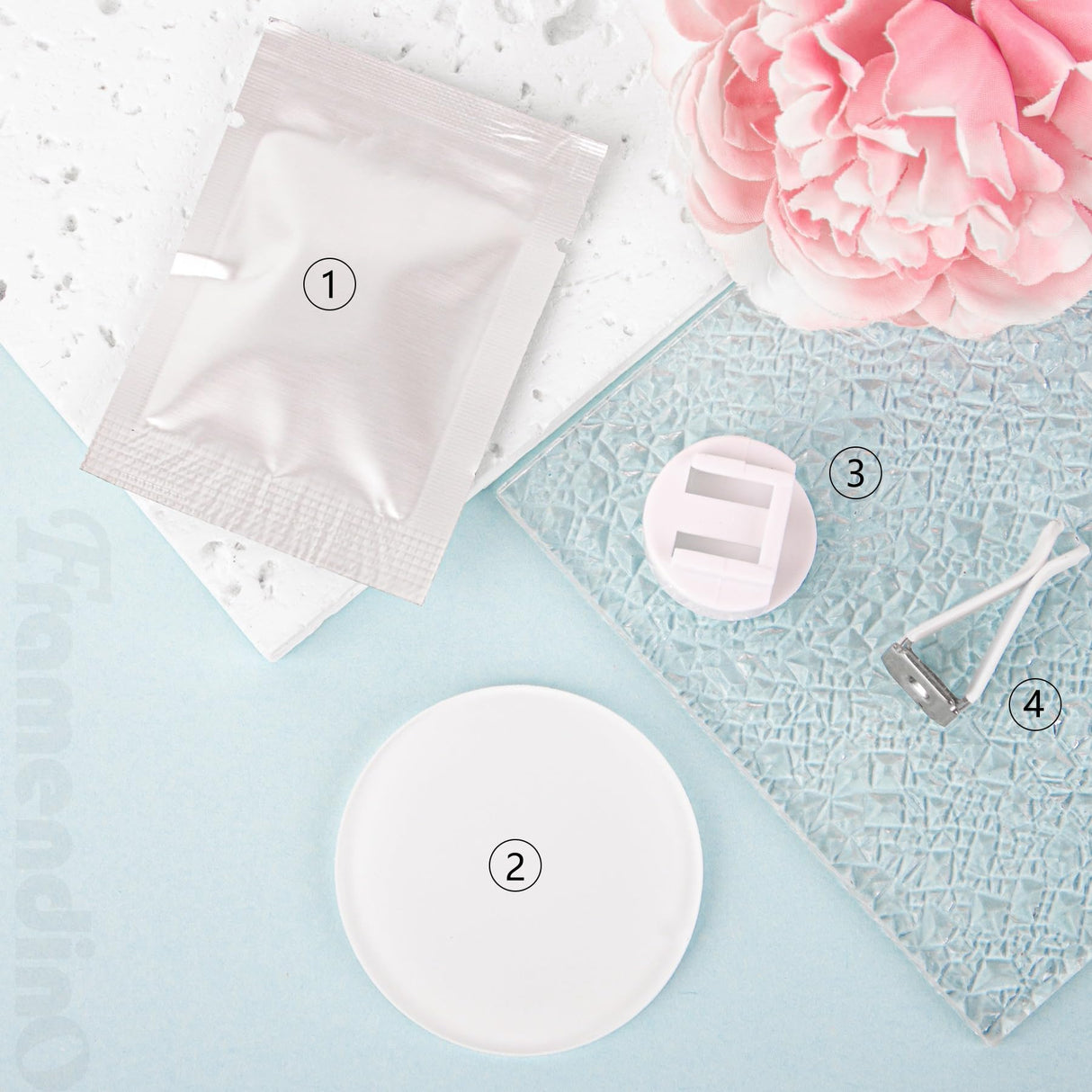 Framendino, 4 Pack Sublimation Blank Car Air Vent Clips Heat Transfer Car Outlet Perfume Clip Auto Diffuser Vent Clip Car Scent Diffuser Clip Car Exhaust Outlet Accessories Round Framendino