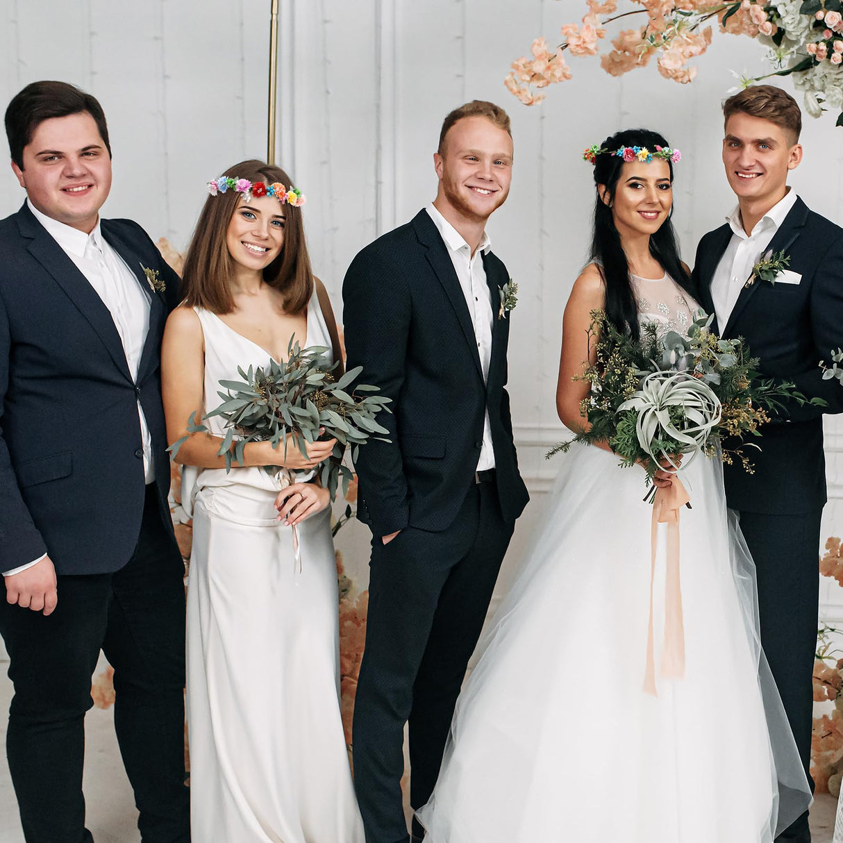 Zeyune 20 Sets Flower Crowns Making Kit, Make Your Own Flower Crown Wreath Garland Headbands Craft Kit Handmade DIY Fairy Floral Hair Accessories Gift for Girls/Teens/Women(Carnation) Zeyune