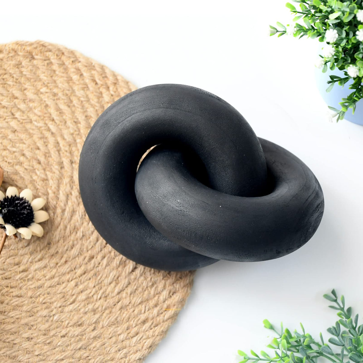 YiLiiod Wooden Knot for Coffee Table Decor Shelf Decor Boho Home Decor Statues, Modern Farmhouse Bookshelf Decorative Objects Wood Chain Link for Living Room- Black YiLiiod