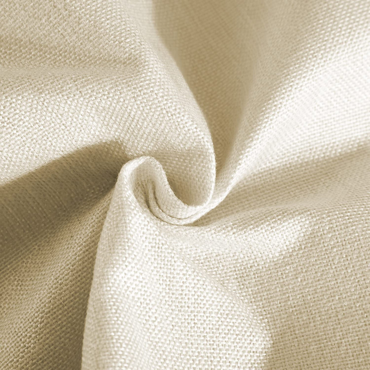 HOMMES Christmas Throw Pillow Covers 18 x 18 Inch Set of 4 Holiday Decorations Winter Decorative Cotton Linen Fabric Pillowcase for Christmas Home Sofa Couch Décor HOMMES