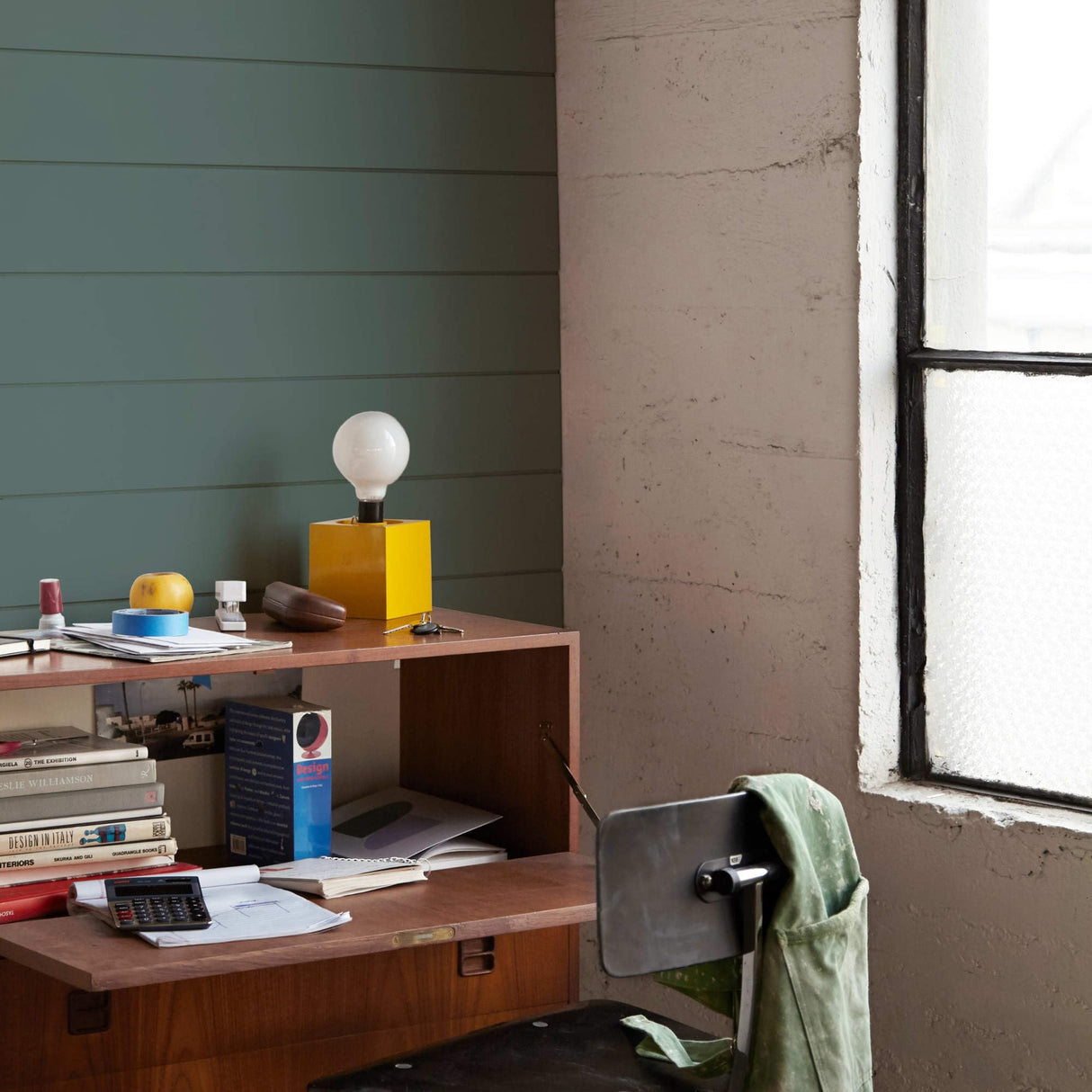 Timeline Classic White Shiplap Engineered Wood Wall Paneling, 3/8 in. 5.5 in. x 72 in. (6-Brds, 16.5 SF/Pkg) Timeline