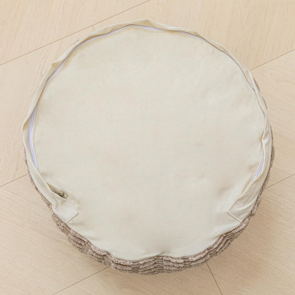 Asuprui Pouf Ottoman Stuffed Round Modern Foam Filled Ottoman Foot Rest Foot Stool Poufs for Living Room Chair Foot Stool Decorative Boho Foot Stool for Wedding Christmas Party Asuprui