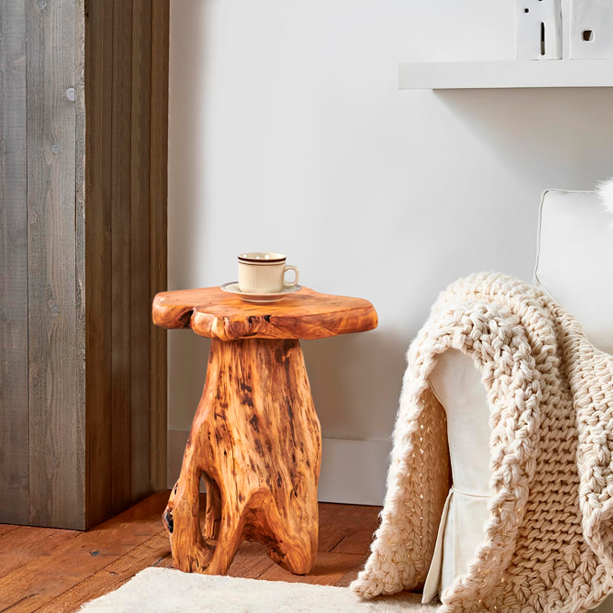 Greenage Cedar Roots Plant Stand Tree Stump End Table 13.5" x 16" x 19" H Wooden Live Edge Side Table for Living Room Bedroom Home Decor Courtyard Wooden Stool Greenage