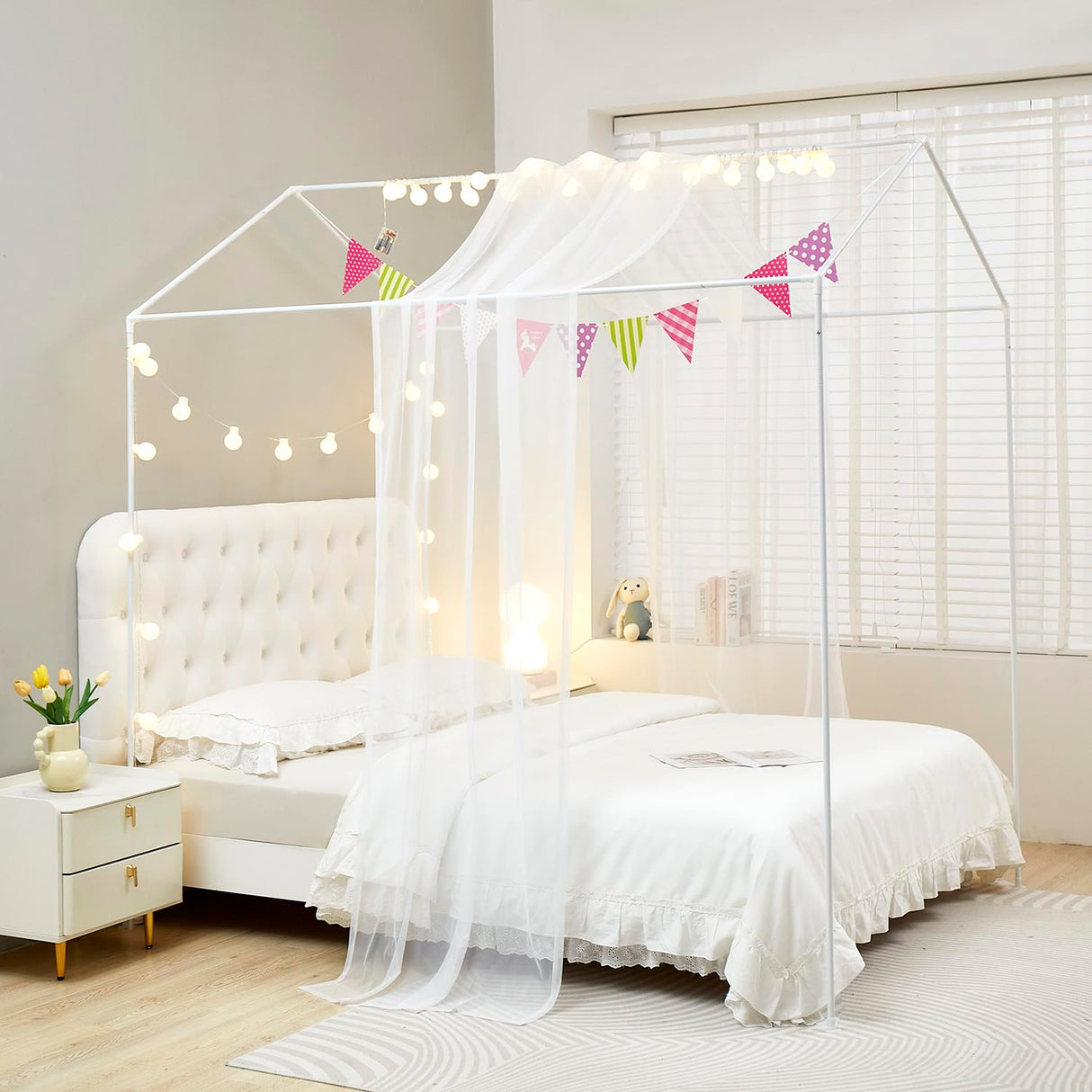 Mengersi House Bed Canopy Bed Curtains with Lights,Montessori Floor Bed Canopy for Girls Boys,Four Poster Bed Curtains House Bed Decoration (Twin/Twin XL, White) Mengersi
