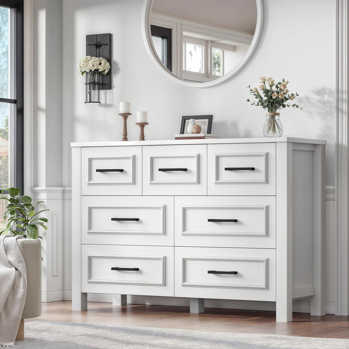 YITAHOME 7 Drawer Dresser with Built-in Power Outlet, Wood Dresser TV Stand with Large Drawers and Bar Handles, White Chest of Drawers for Living Room, Entryway YITAHOME