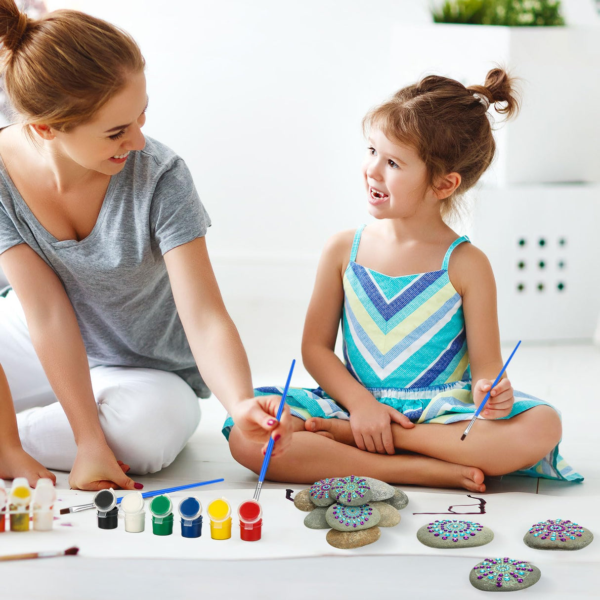 RoundFunny Mandala Rock Painting Kit - 10 Pcs Flat Rocks for Painting 3-4 Inches, Mandala Dotting Tools Kit, Mandala Stencils, Acrylic Paints, Dotting Tools for Painting Rocks for DIY Arts & Crafting RoundFunny