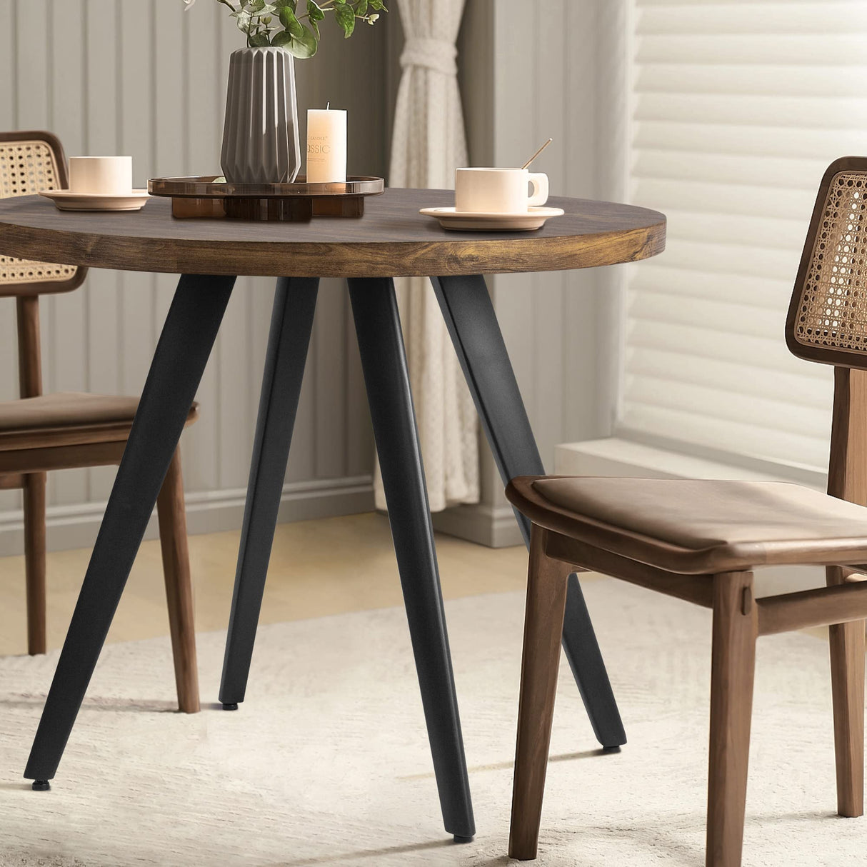 Comfy to go Round Dining Table, 31.5" Small Kitchen Table for 2-4 Person, Mid Century Modern Dining Table with 1.4" Thickness Wood Grain Tabletop for Dining, Living Room, Small Space (Rusty Brown) Comfy to go