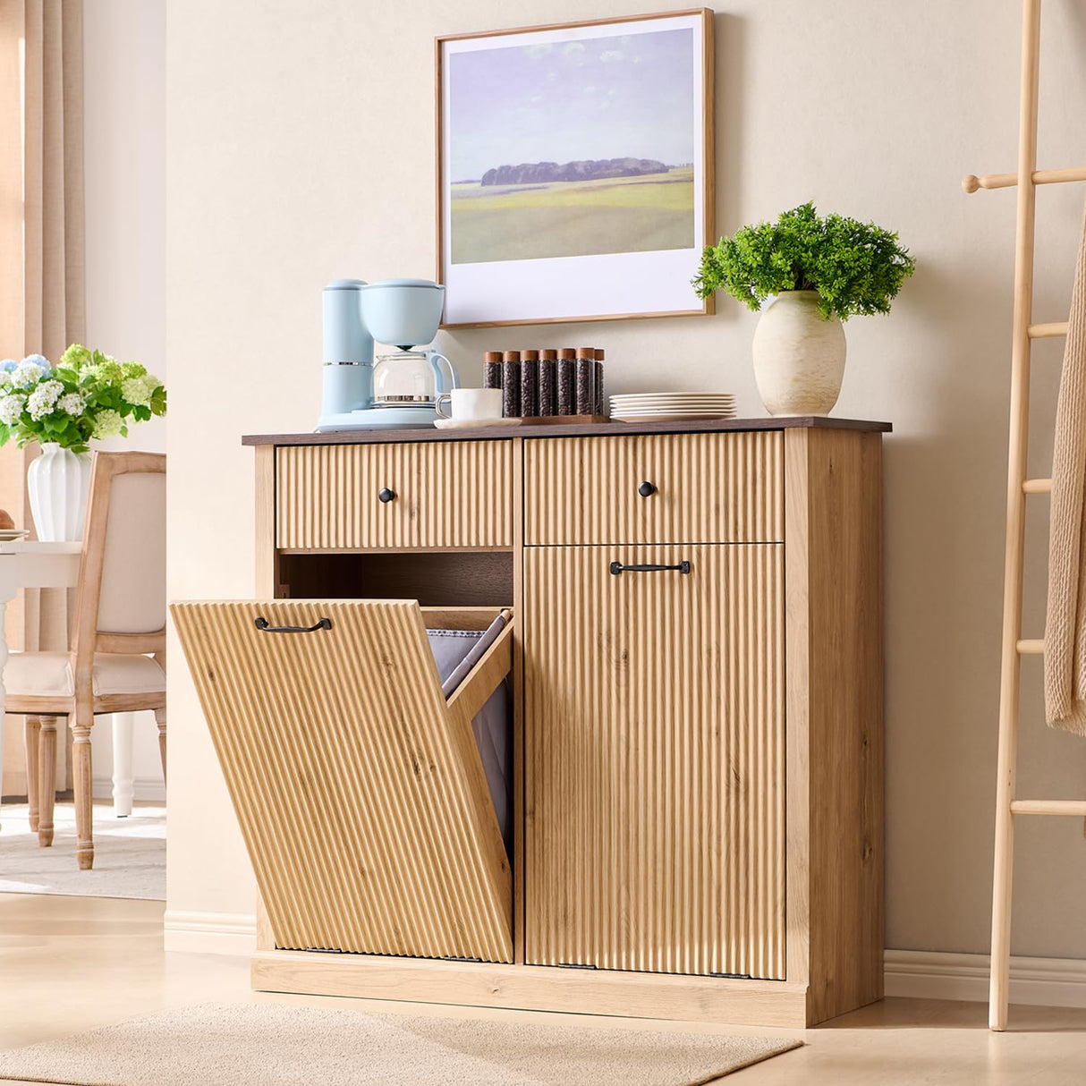 IFGET Modern Double Tilt-Out Trash Cabinet, 20 Gallon Fluted Laundry Hamper Cabinet with 2 Drawers, Wooden Hidden Garbage Can Cabinet with Storage Basket for Kitchen & Living Room, Natural Oak IFGET